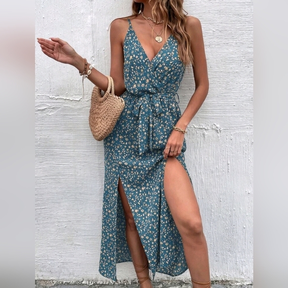 New Boho Double Split Cami Dress Maxi Floral Blue Cream - Picture 3 of 7